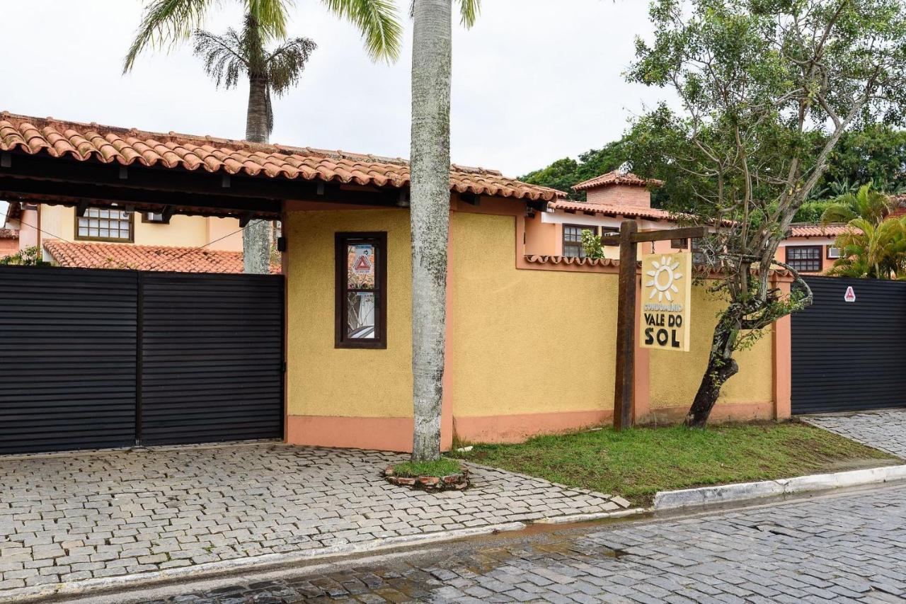 Casa C/ Jardim Em A 400m Da | Vds 14