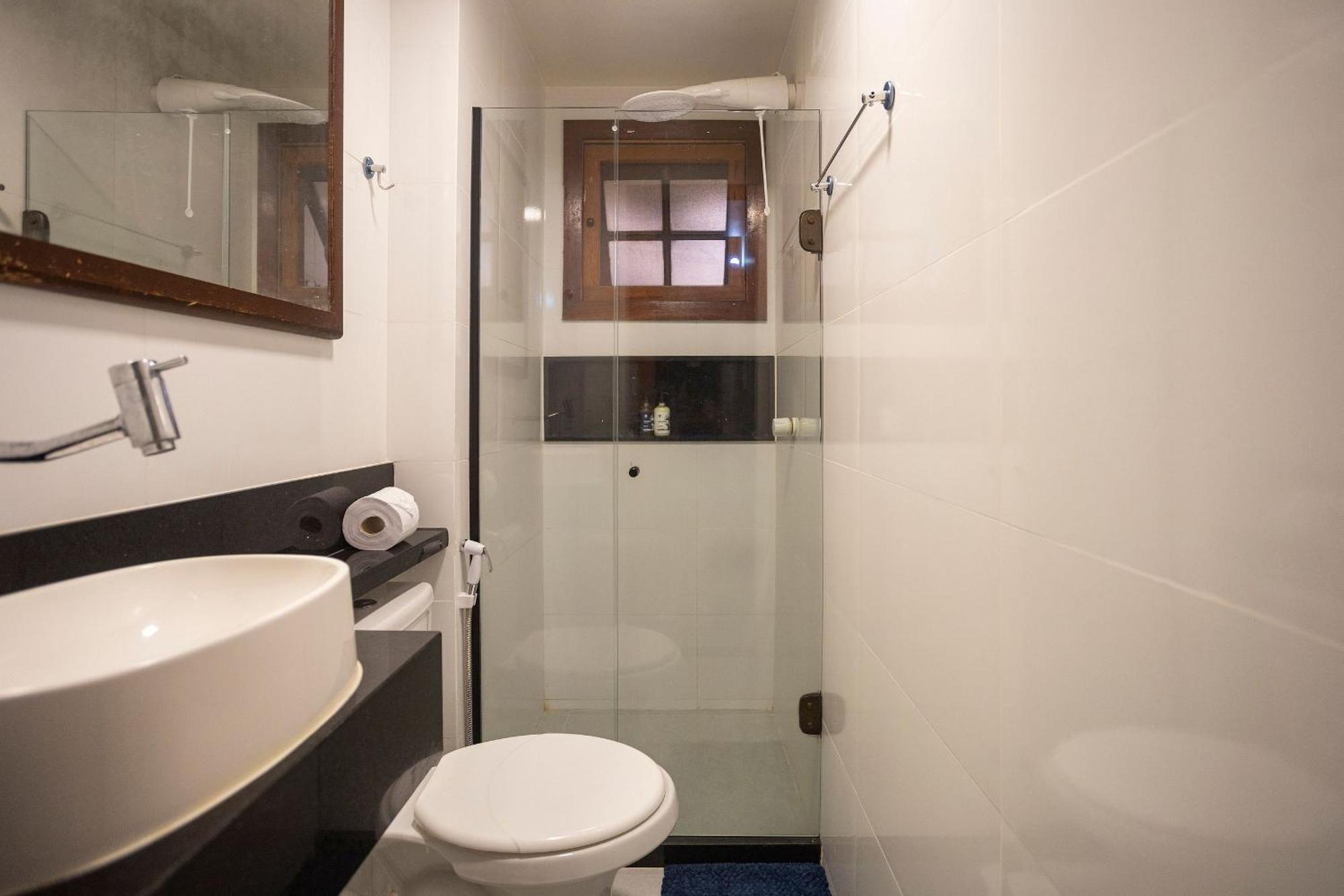 Casa C/ Jardim Em A 400m Da | Vds 14 Apartamento Búzios